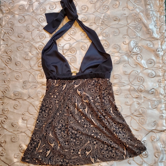 Charlotte Russe Halter Top - Picture 2 of 7